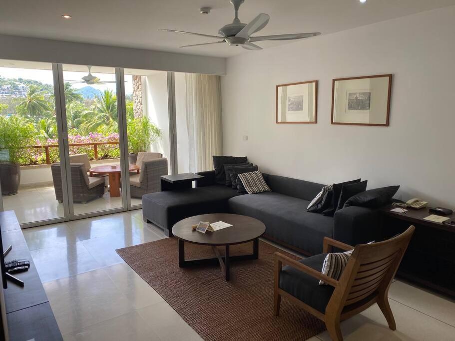 Beachfront 2 Bedroom Luxury Condo Chava Surin Екстериор снимка